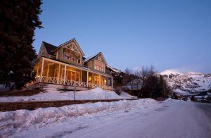 200 N Aspen