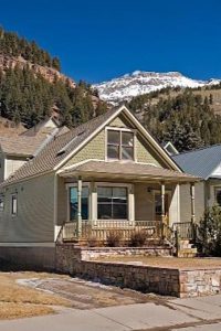 557 W Colorado