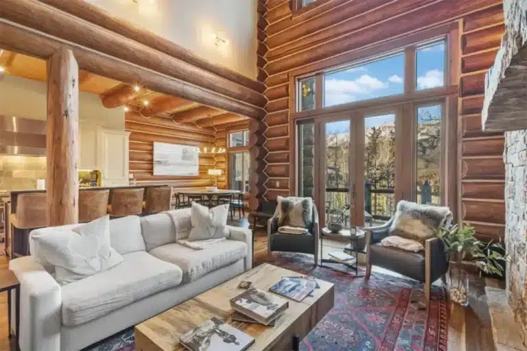 304 Prospect Falls Ct, Mountain Village Bright living area of Shimkonis Partners Telluride area real estate listing, 304 Prospect Falls Court, Mountain Village, with mountain views.